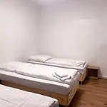 T&k - Zentrum - 1 And 2 *