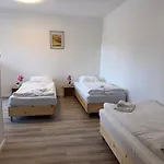 Apartman T&k - Zentrum - 1 And 2 *