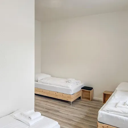 T&k - Zentrum - 1 And 2 * Krefeld
