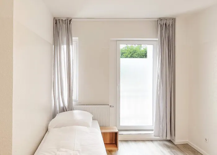 T&k - Zentrum - 1 And 2 * Krefeld